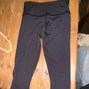 Lulu Lemon crop leggings